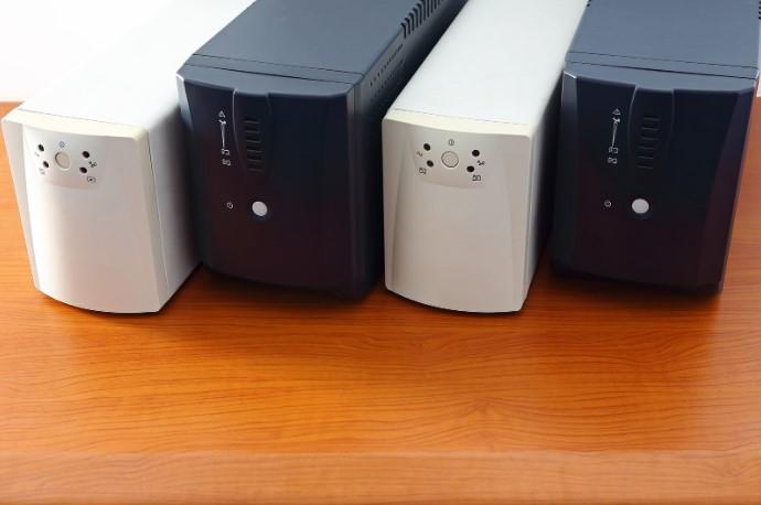 Вибираємо потужність безперебійника для побутової техніки: прості поради