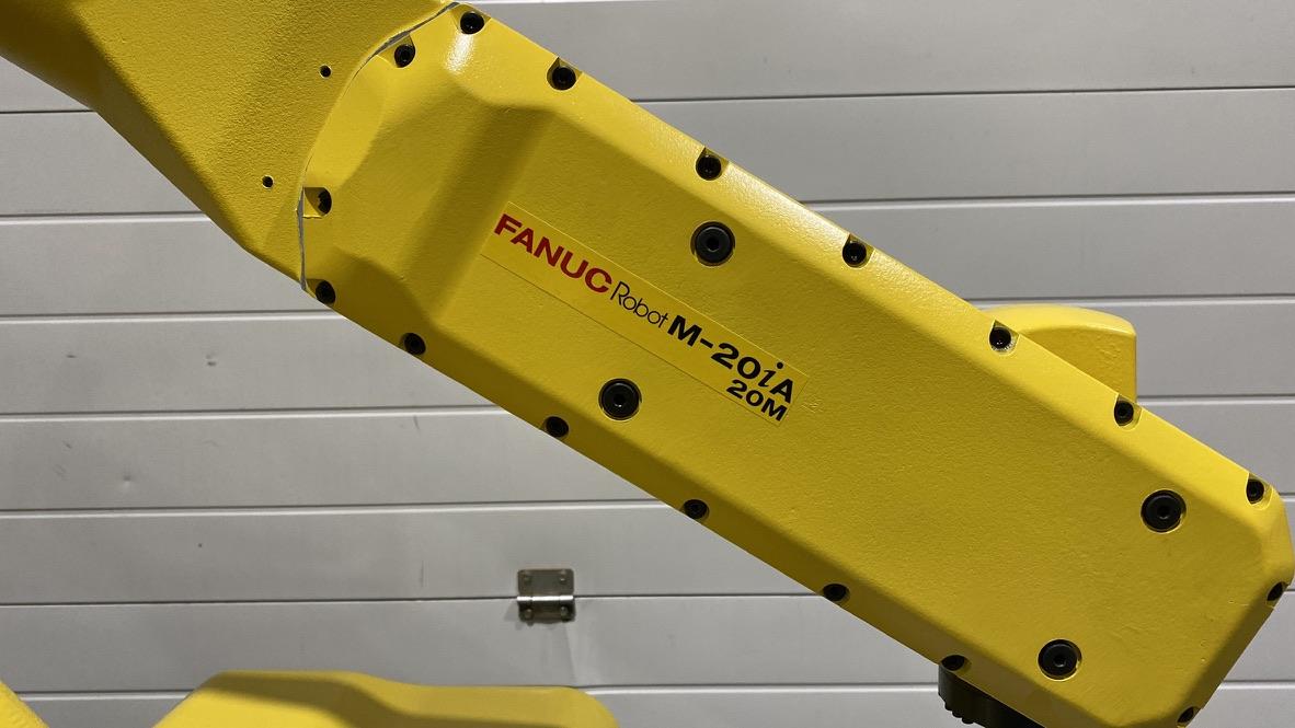 Робот Fanuc 20iA/20M